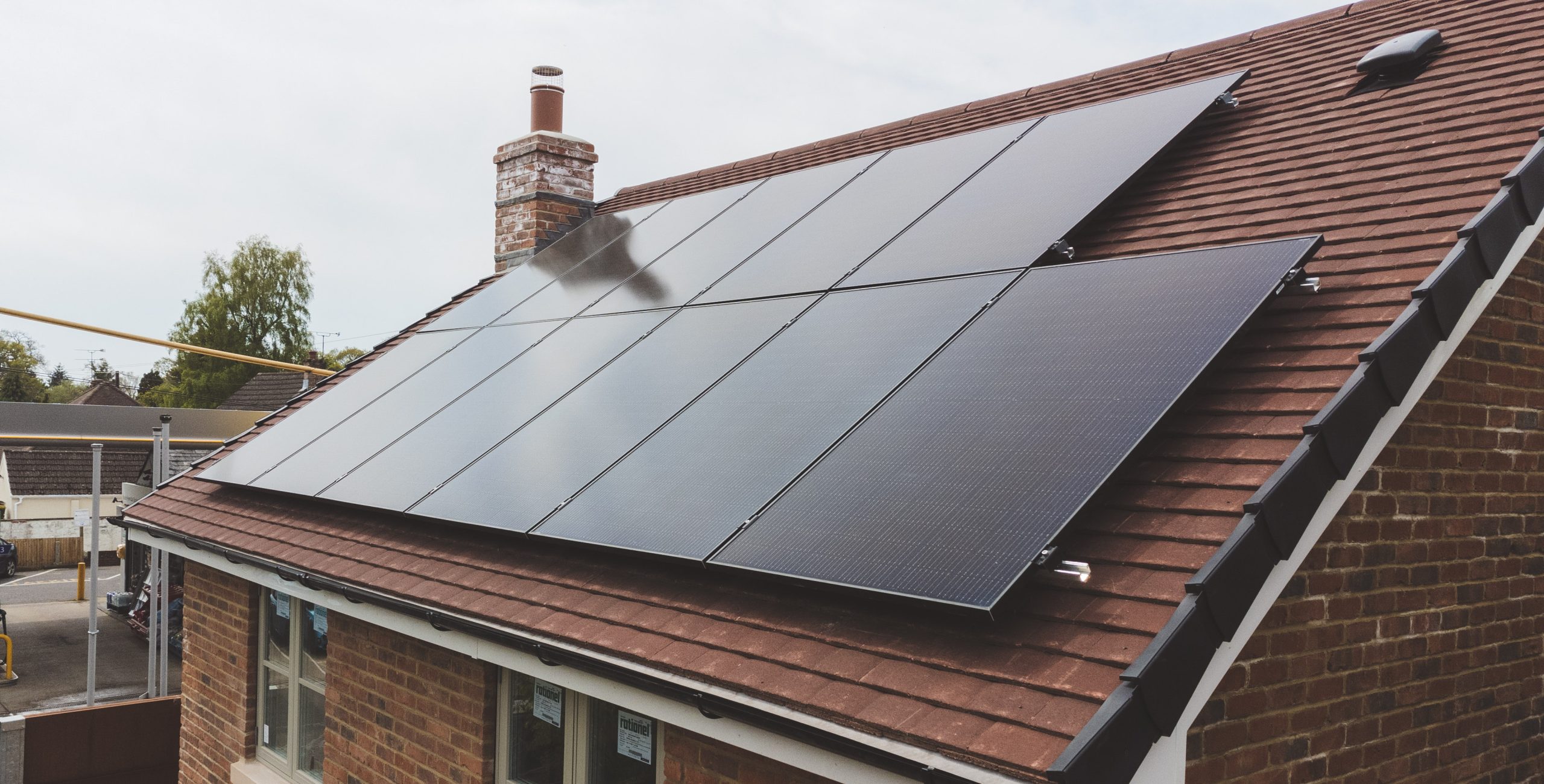 The Smart Way to Clean your Solar Panels